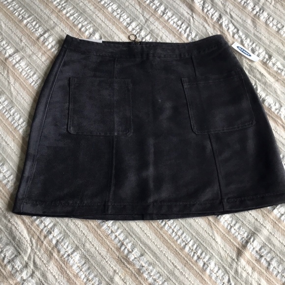 Old Navy Dresses & Skirts - Old Navy, Woman’s size 8 Charcoal Gray Skirt
